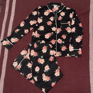 Victoria’s Secret floral pajamas size M